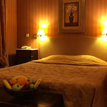 Luxury Hotel 3*