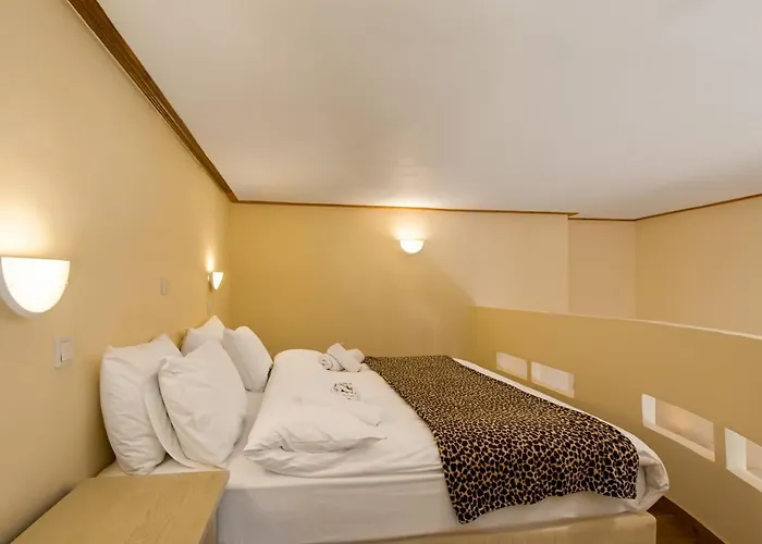 Rocabella Hellinikon Country Hotel Ellinikón